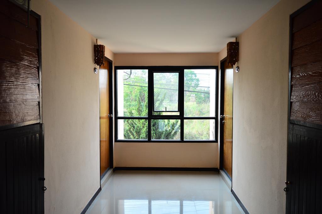Mech Mansion Hotel Chiang Rai Bagian luar foto