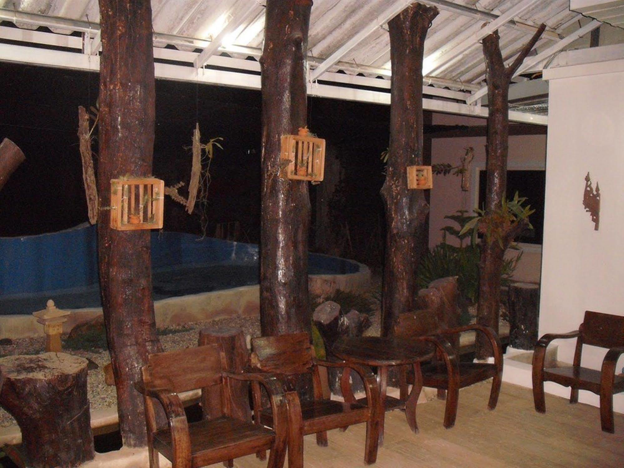 Mech Mansion Hotel Chiang Rai Bagian luar foto