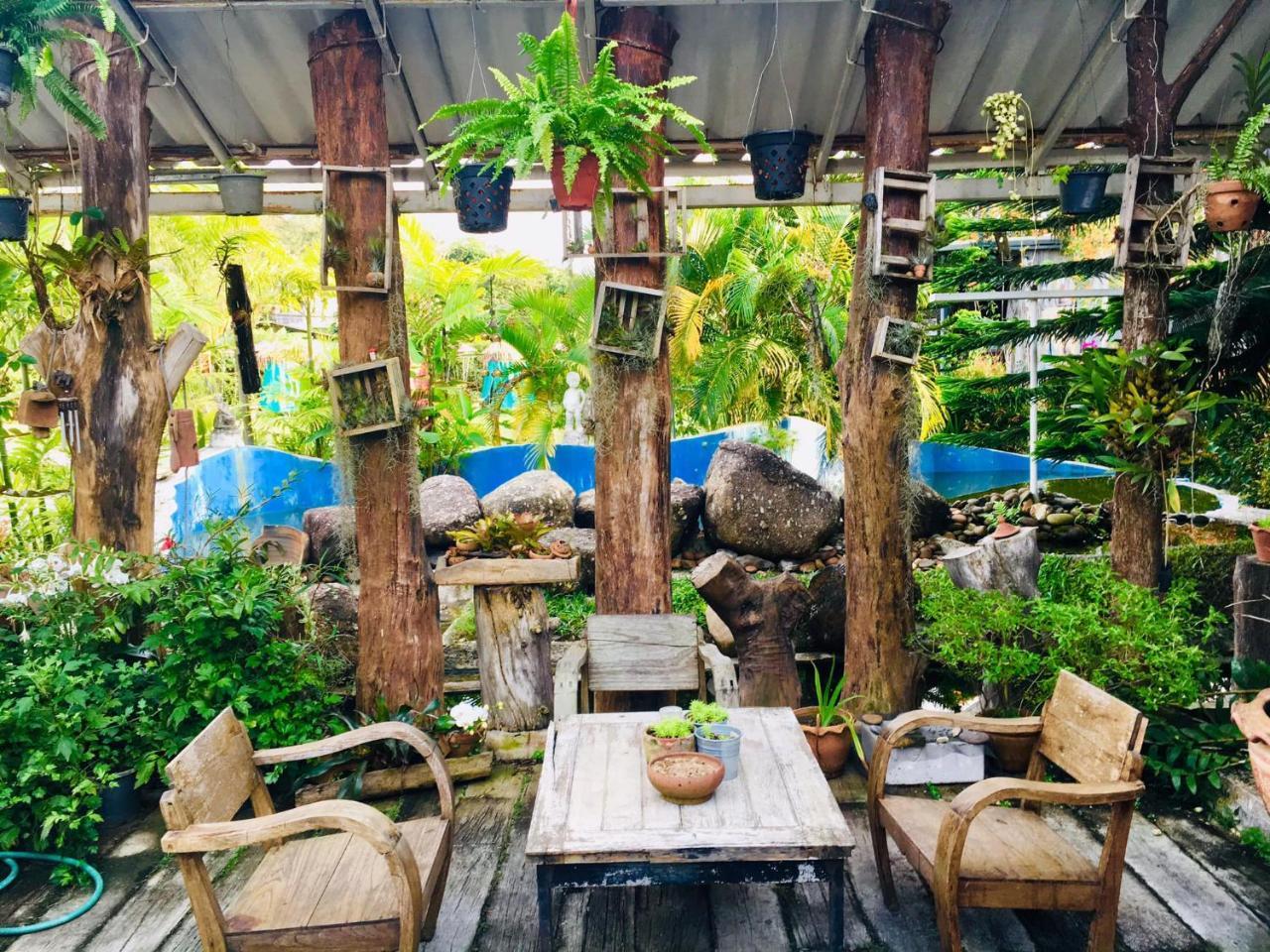 Mech Mansion Hotel Chiang Rai Bagian luar foto